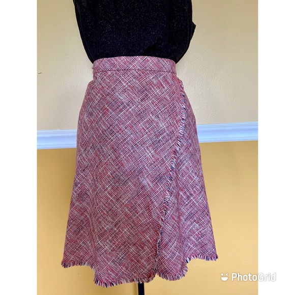 Banana Republic tweed wrap style skirt - Picture 4 of 17